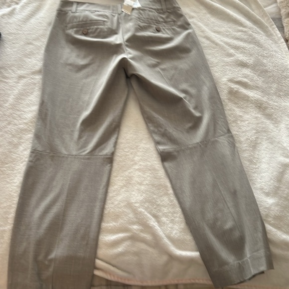 NWT New York and company grey Capri pants - Picture 5 of 5